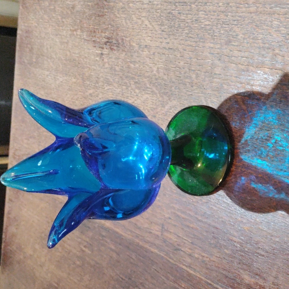 Vintage tulip vase.   House